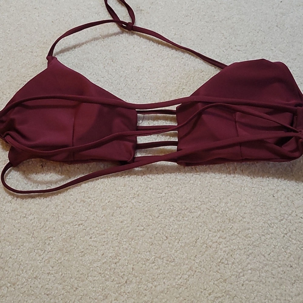 Bikini - Picture 4 of 4